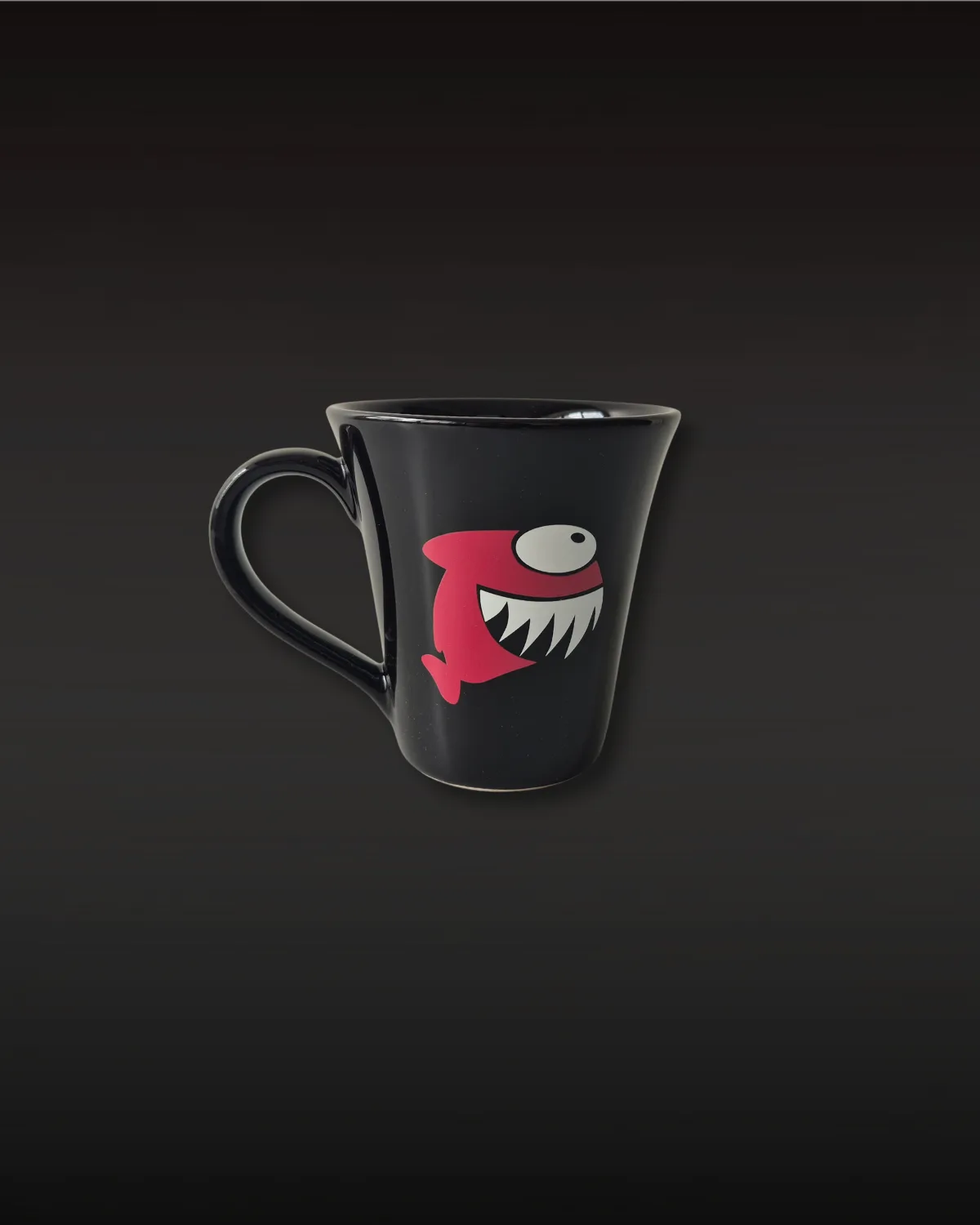 Cup TULIPA - Red shark